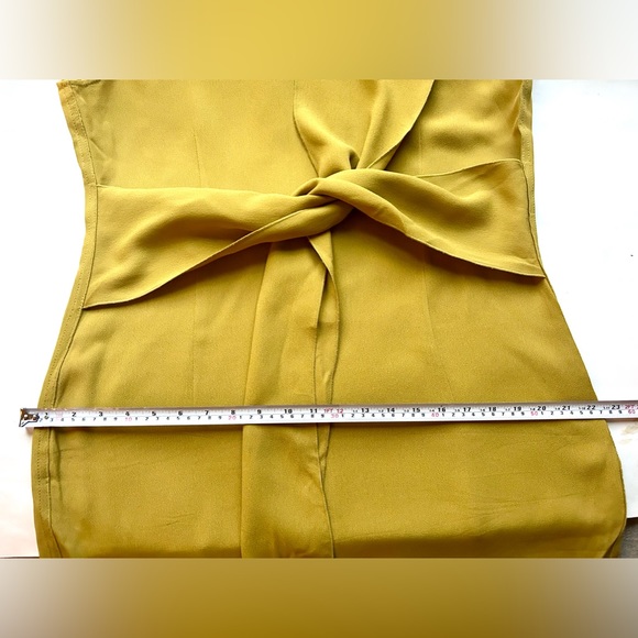 ARKET Crêpe Knot Dress - Mustard yellow Size large midi - Picture 9 of 14